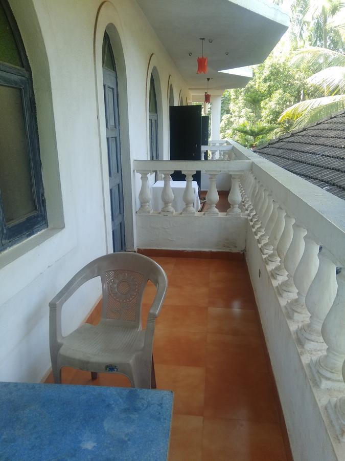 كالانغيُت Red Lion Hotel المظهر الخارجي الصورة